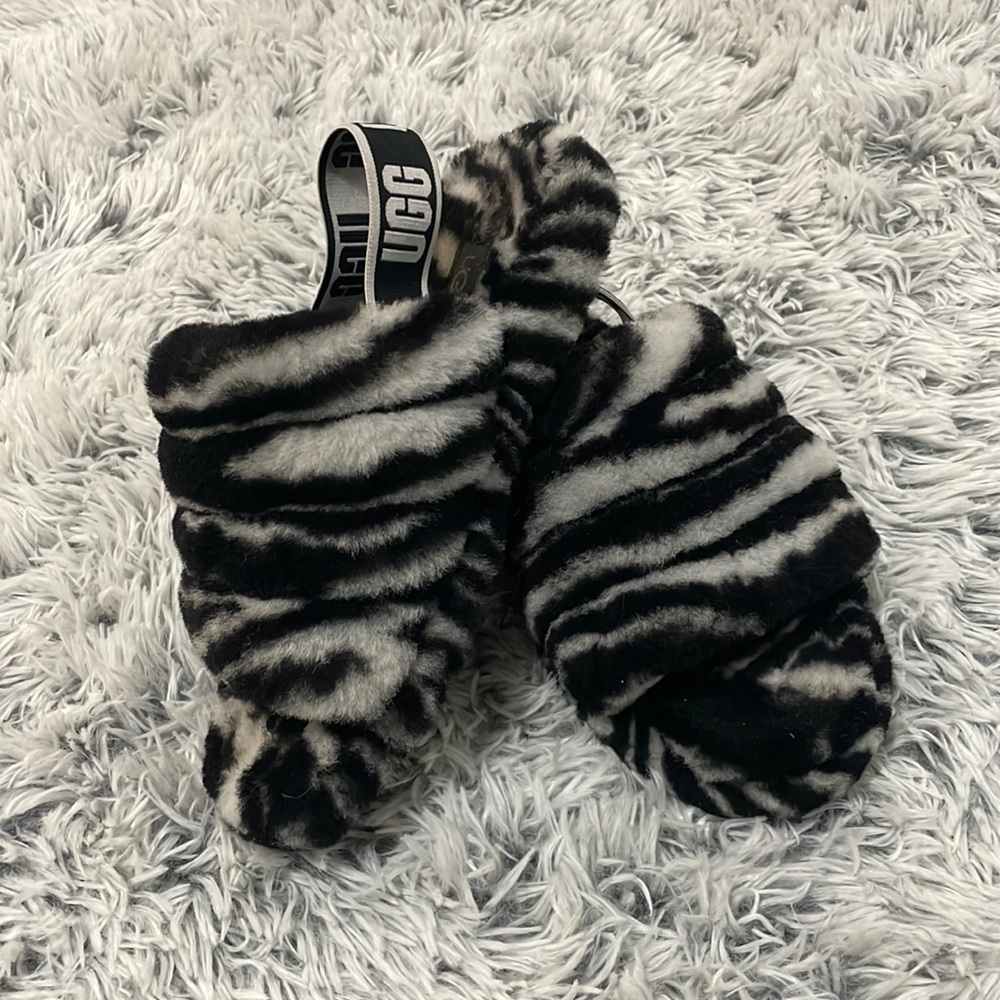 Women’s UGG Slippers